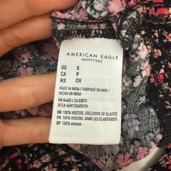 American Eagle Outfitters Black Floral Blouse - Picture 4 of 8